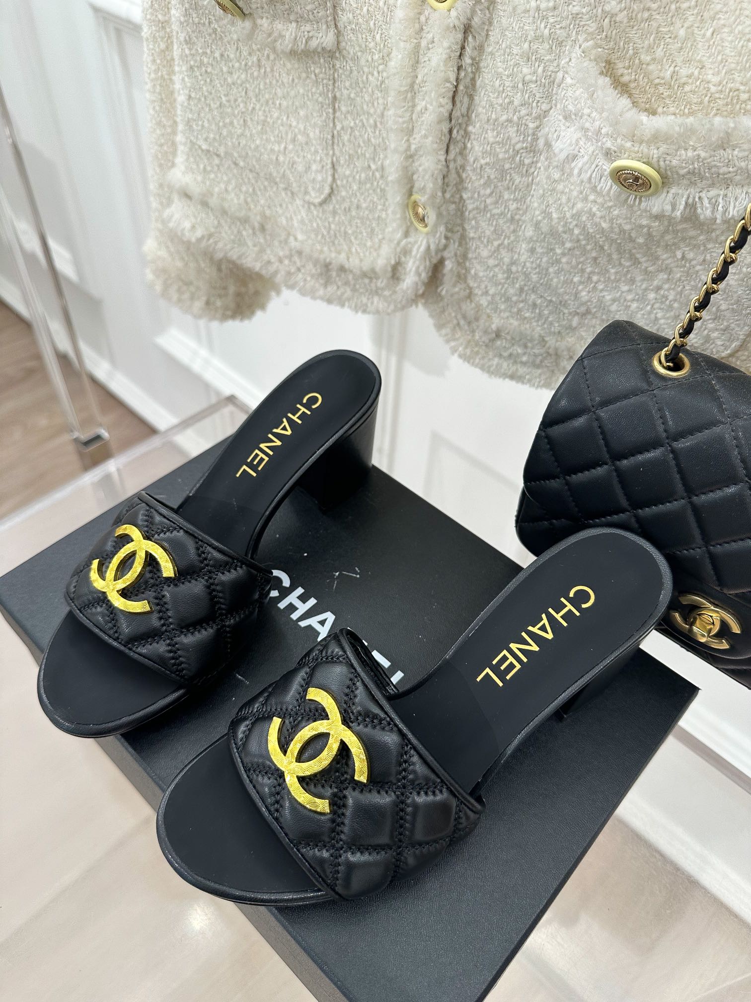 Luxury Shoes Sandals - CHL - 199