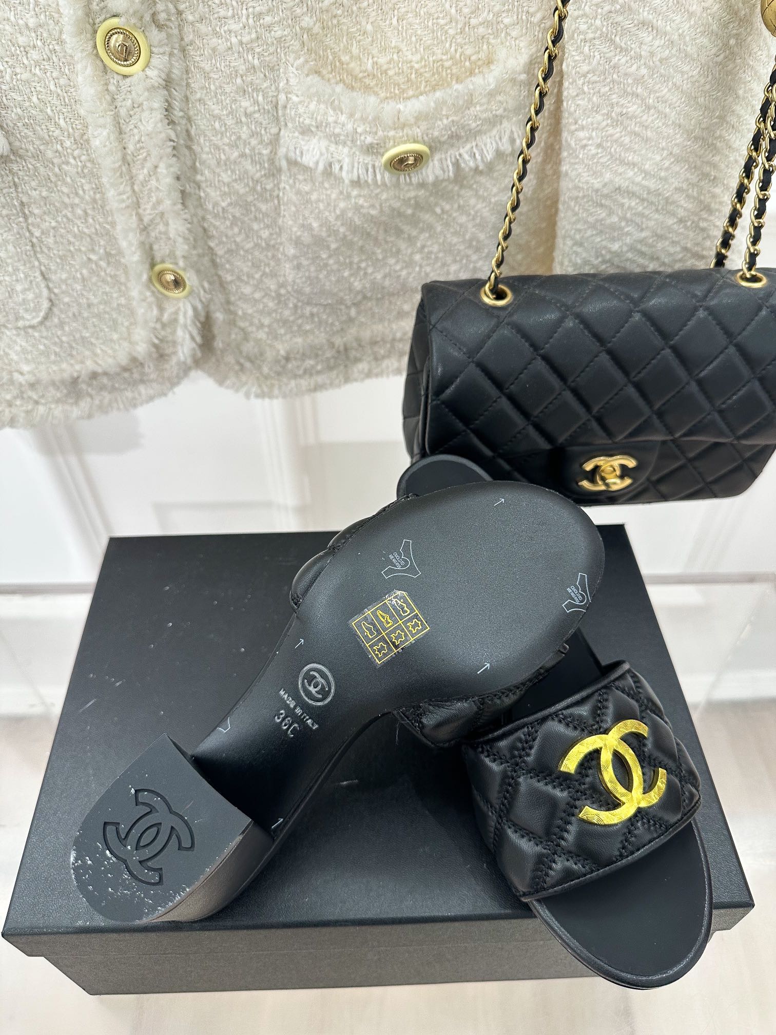 Luxury Shoes Sandals - CHL - 199