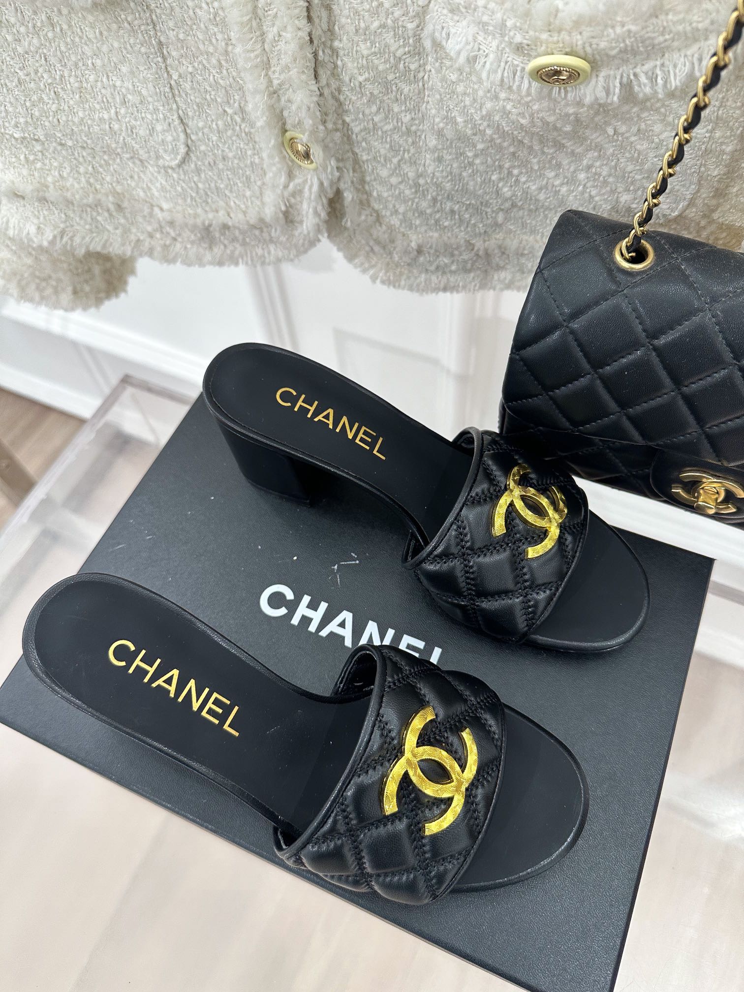 Luxury Shoes Sandals - CHL - 199