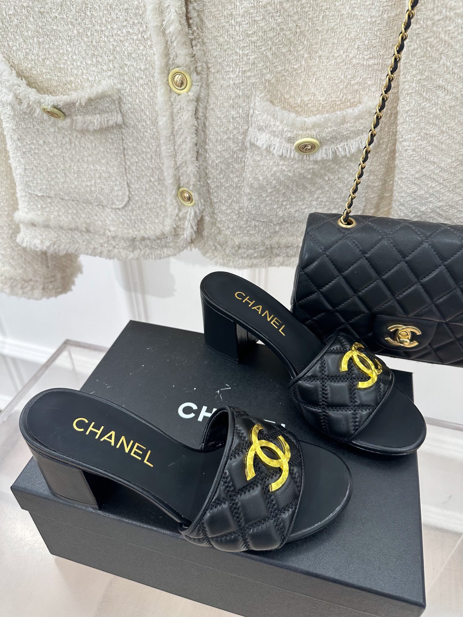 Luxury Shoes Sandals - CHL - 199