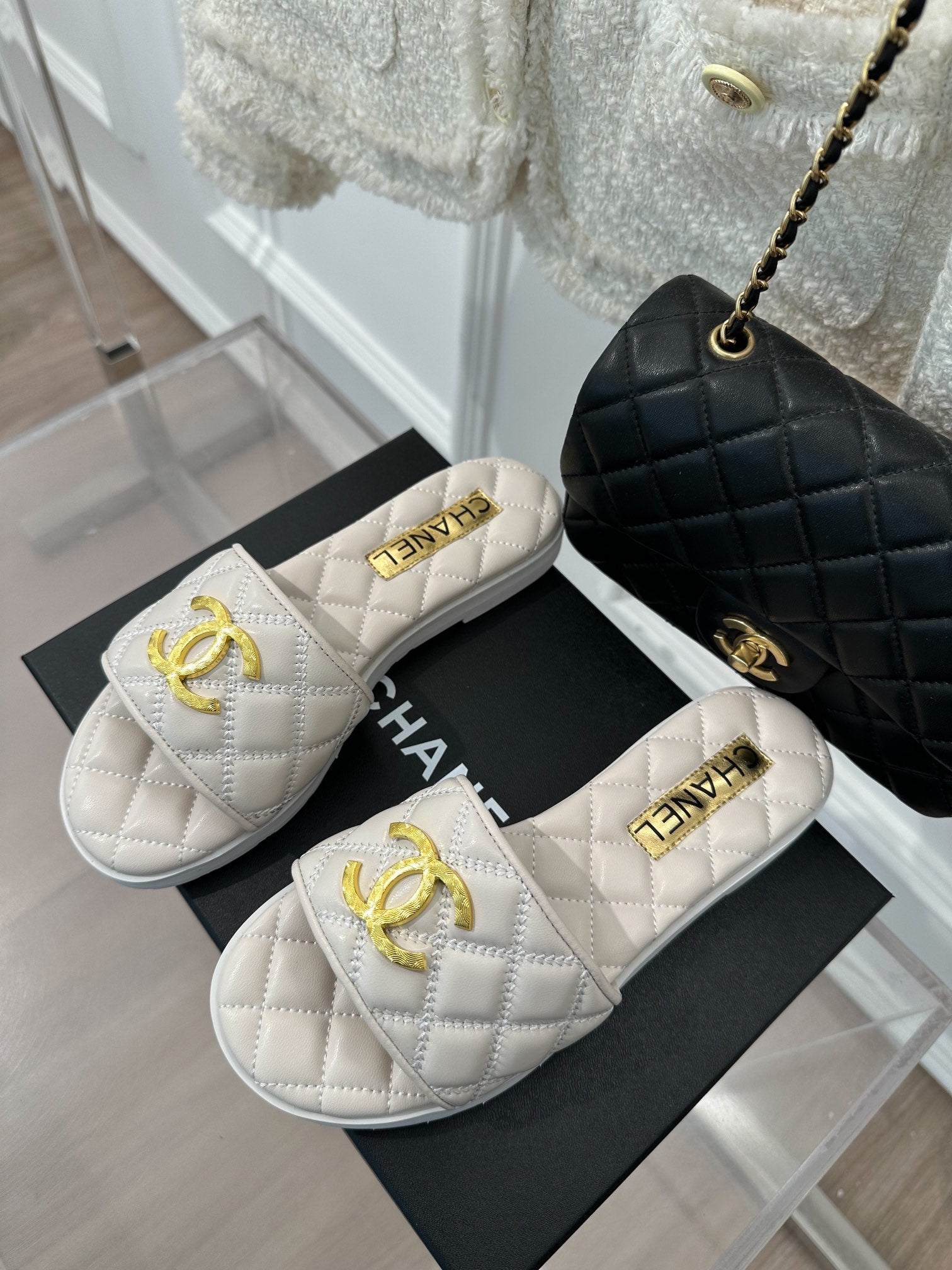 Luxury Shoes Sandals - CHL - 200