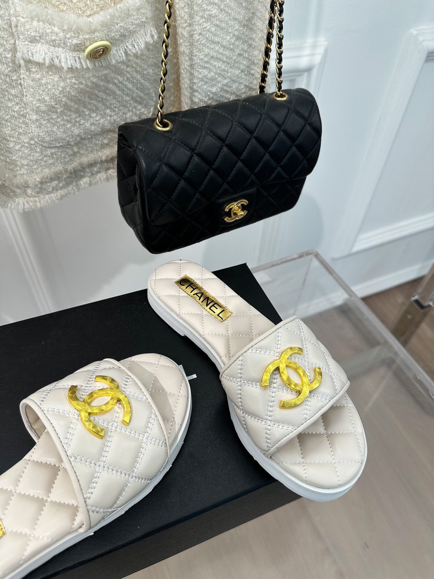 Luxury Shoes Sandals - CHL - 200