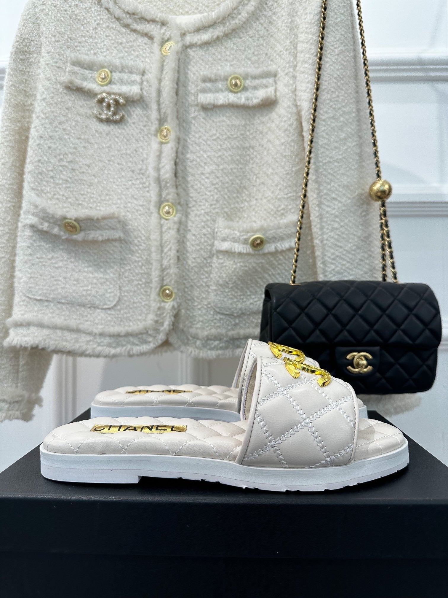 Luxury Shoes Sandals - CHL - 200