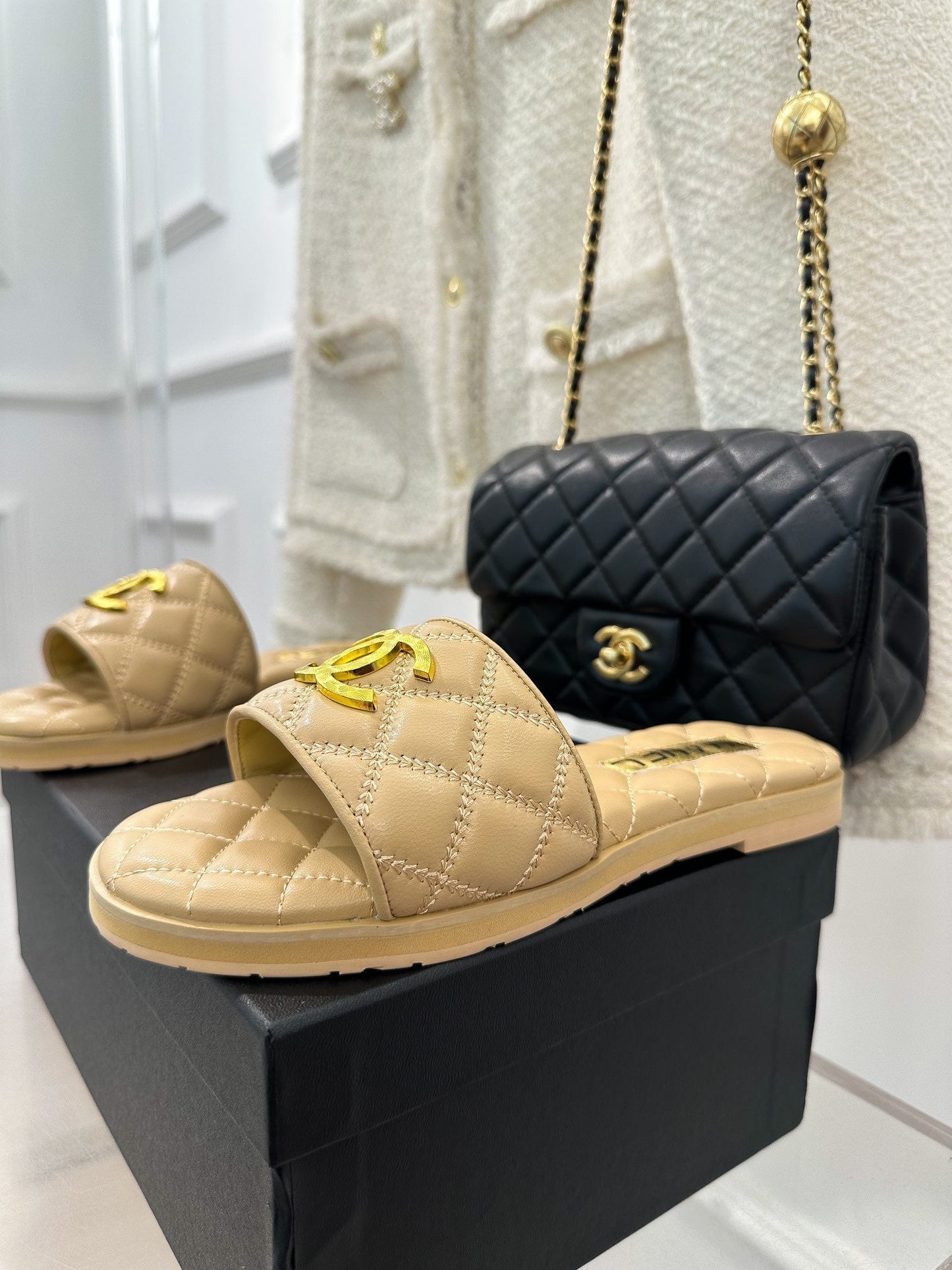 Luxury Shoes Sandals - CHL - 201