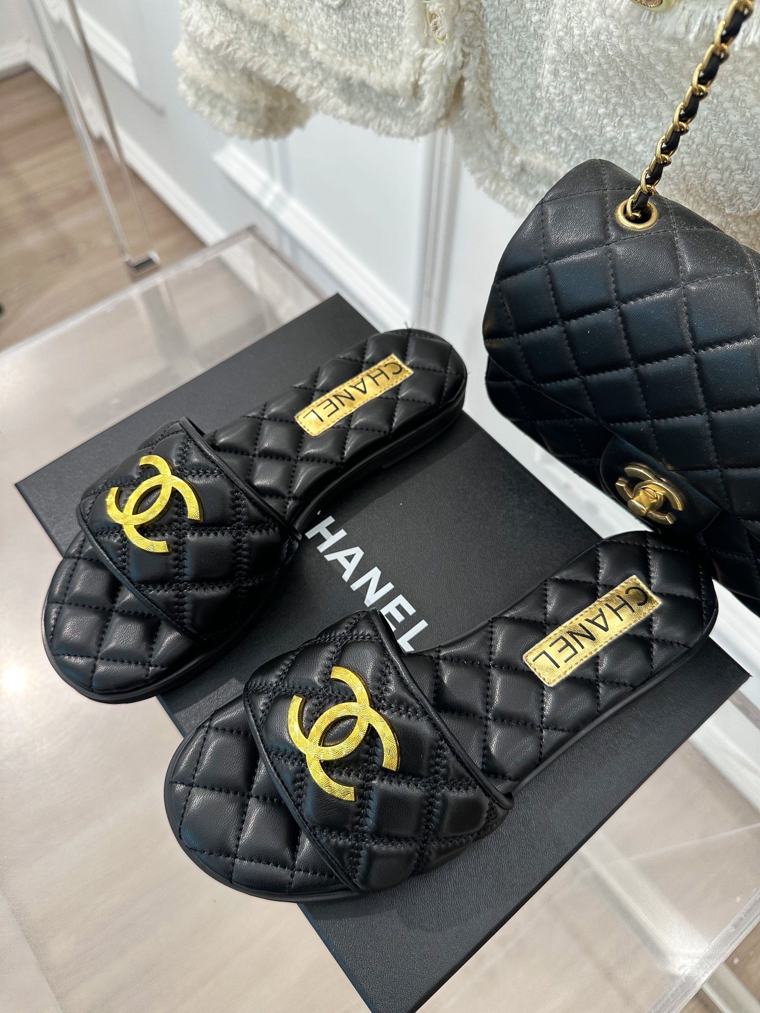 Luxury Shoes Sandals - CHL - 202