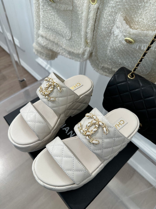 Luxury Shoes Sandals - CHL - 194