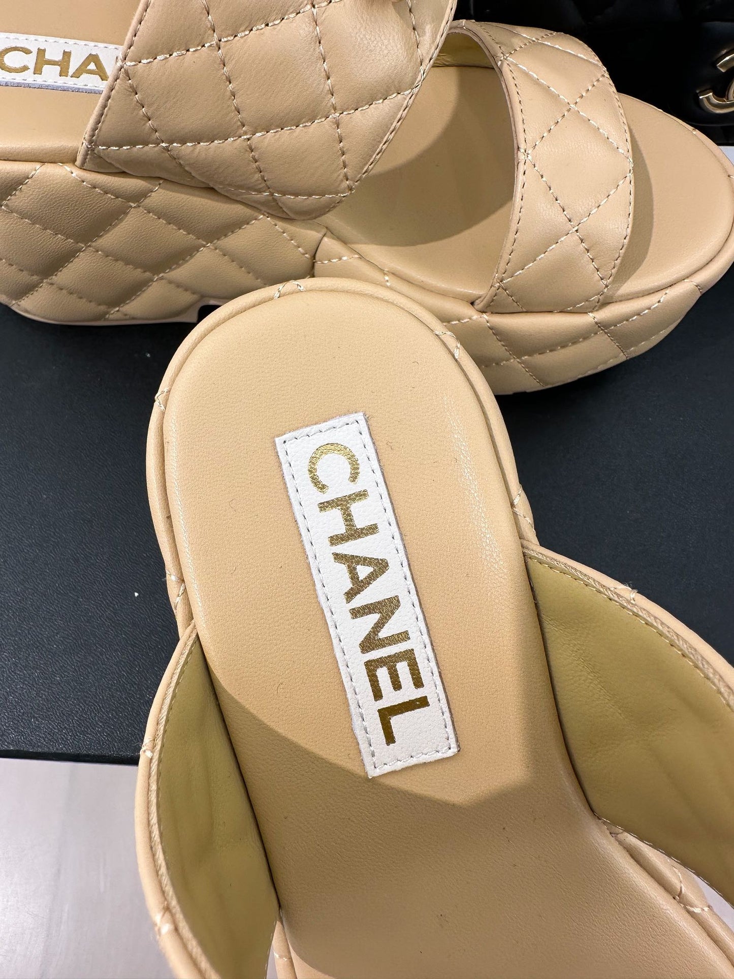 Luxury Shoes Sandals - CHL - 195