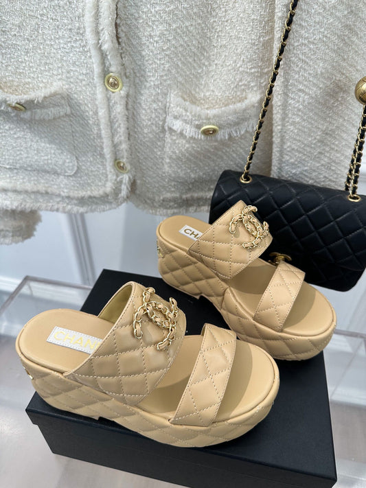 Luxury Shoes Sandals - CHL - 195