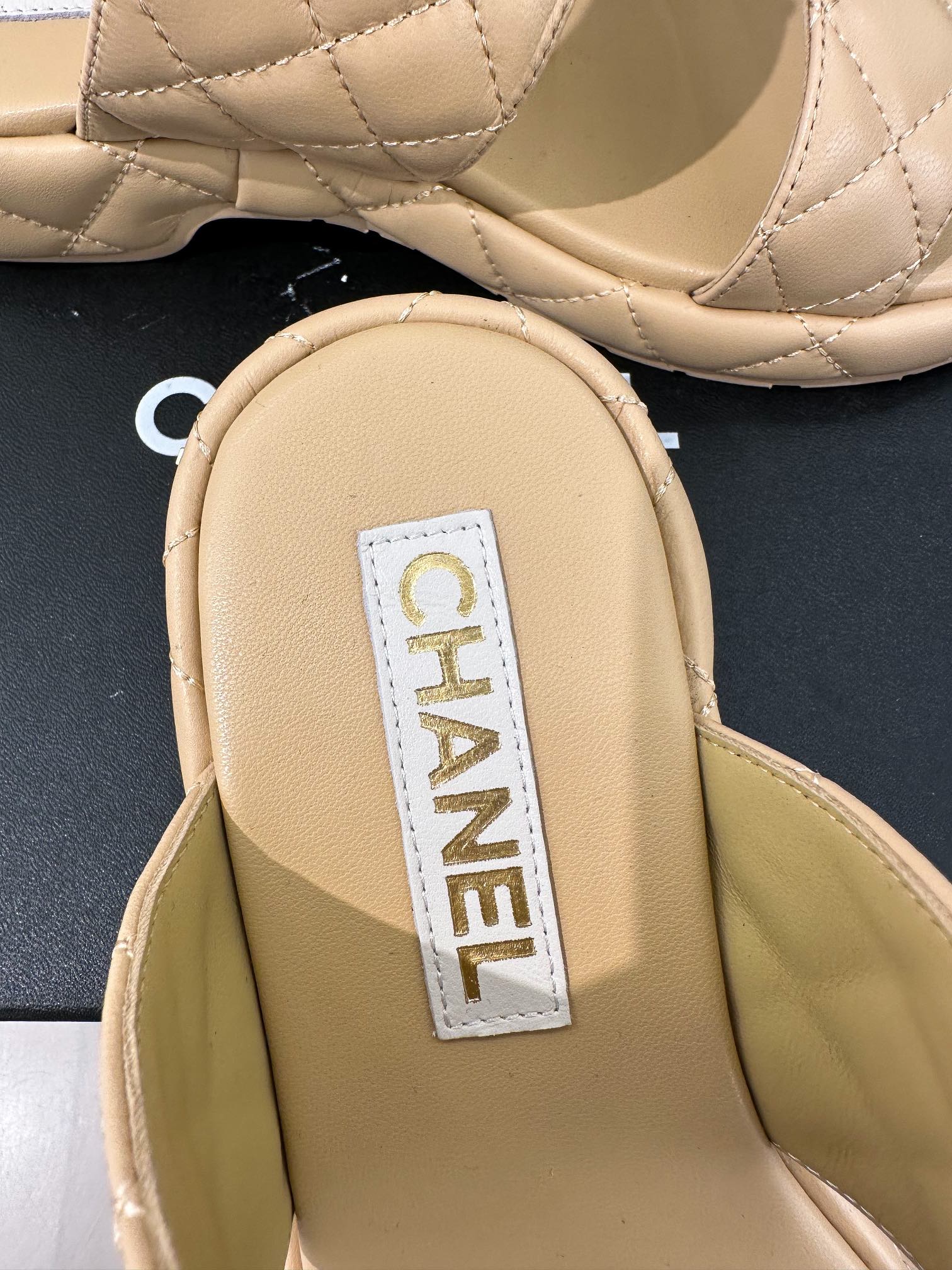 Luxury Shoes Sandals - CHL - 192