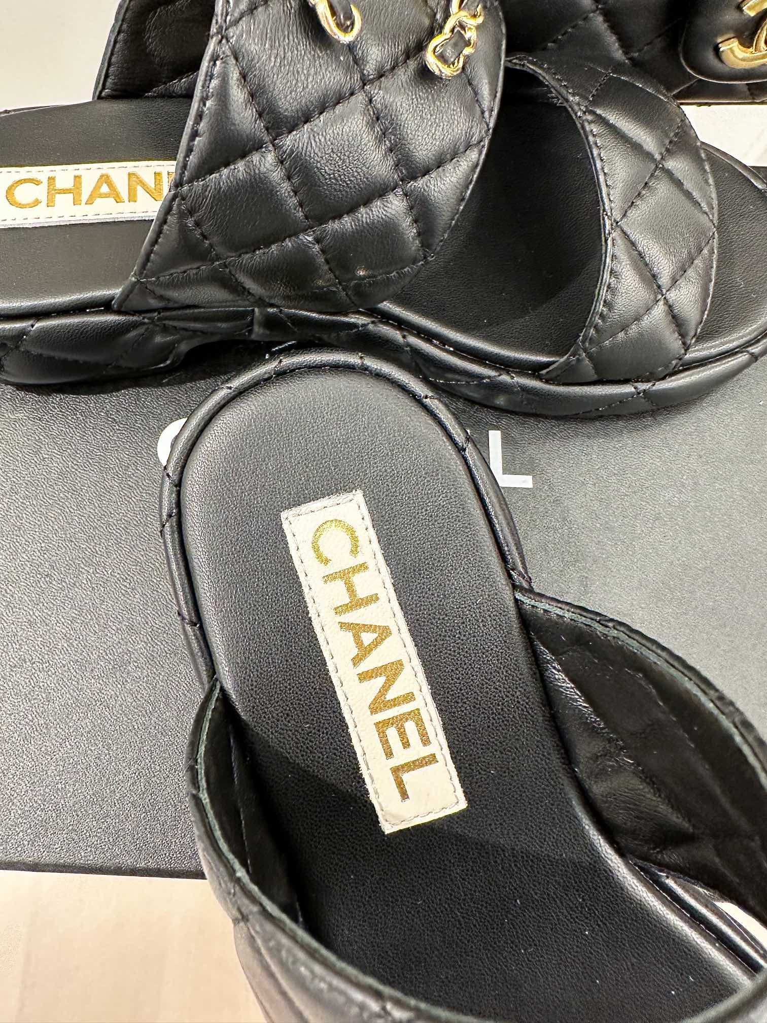 Luxury Shoes Sandals - CHL - 193