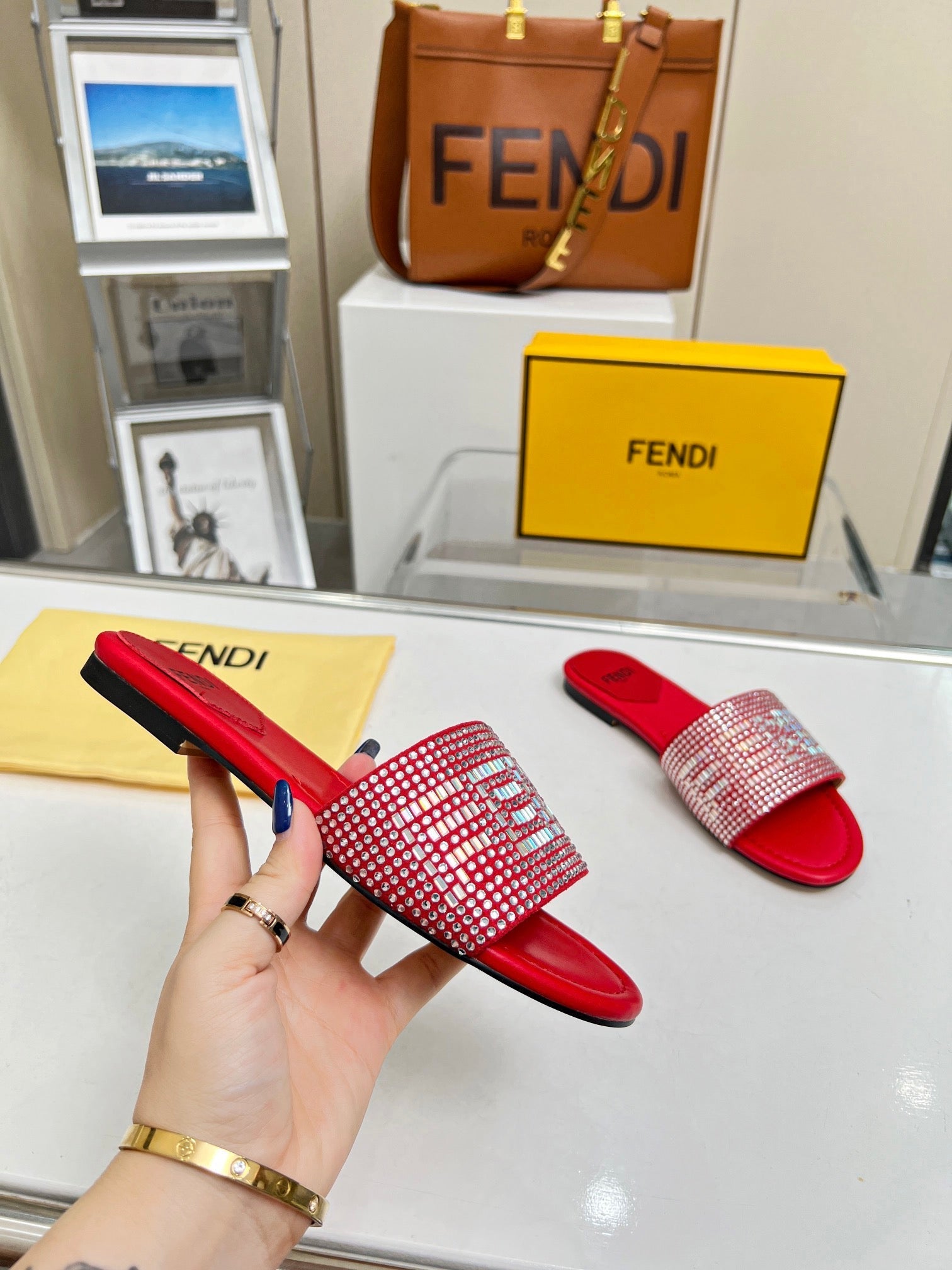 Luxury Shoes - FED - 075