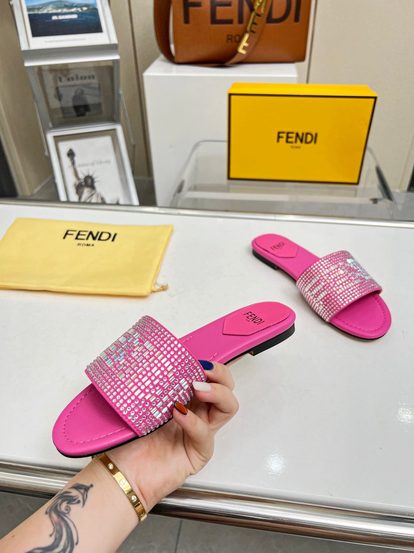 Luxury Shoes - FED - 073