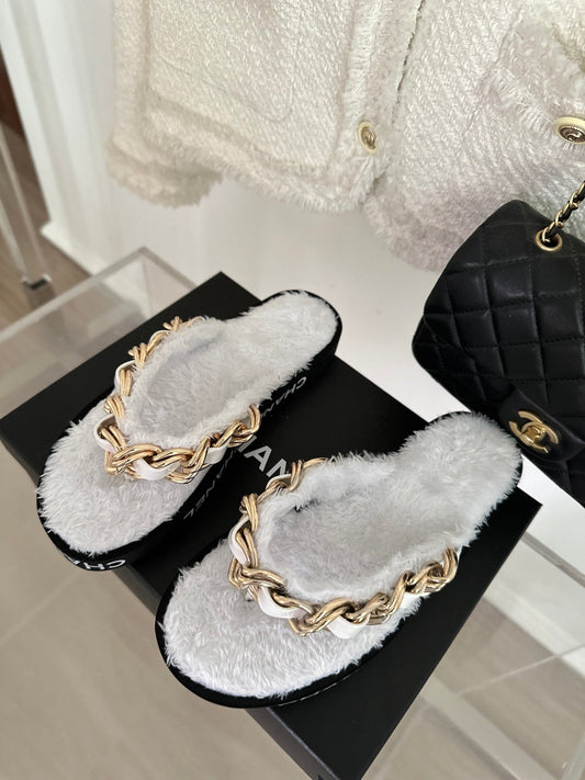 Luxury Shoes Sandals - CHL - 114