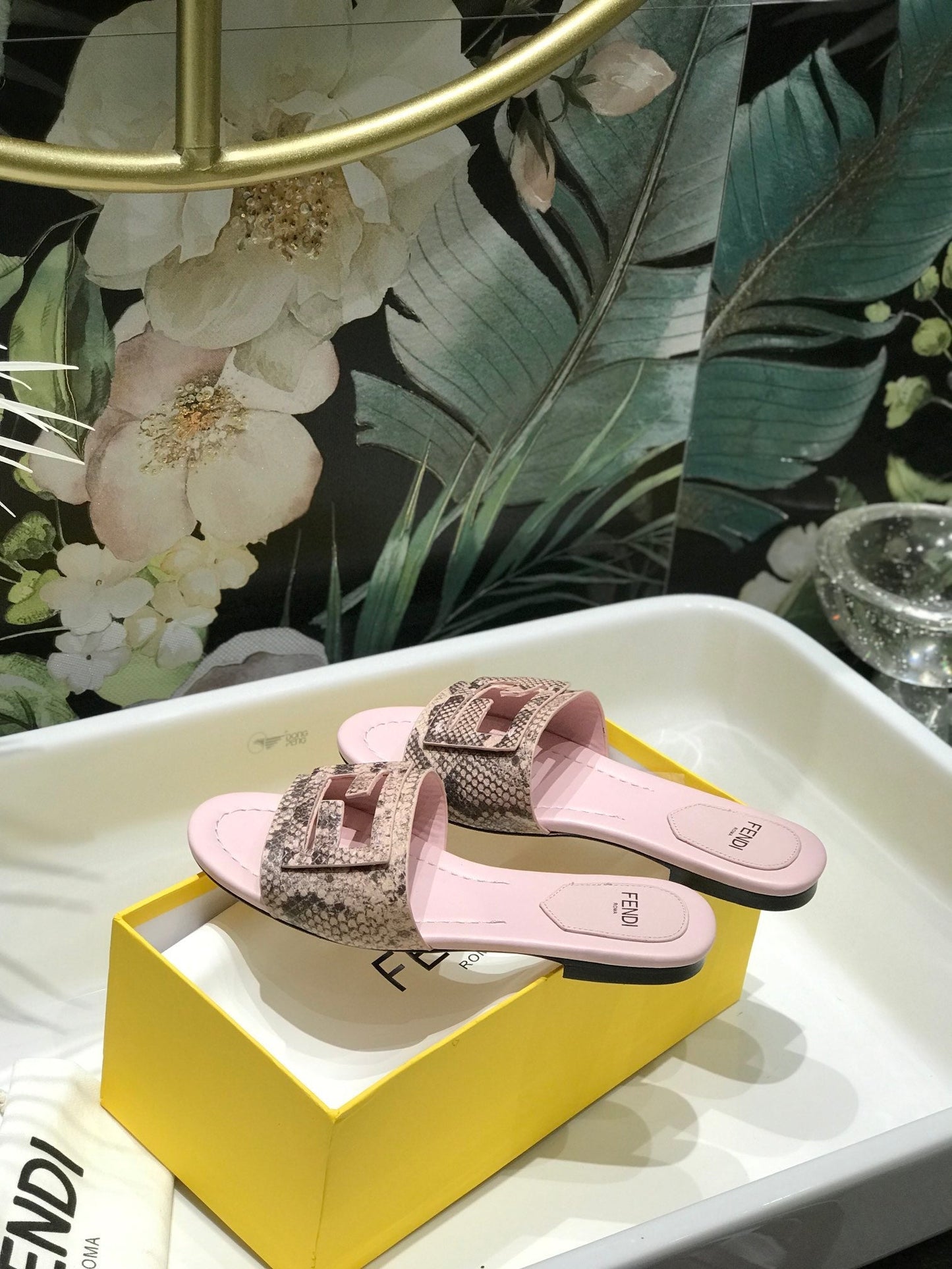 Luxury Shoes - FED - 062