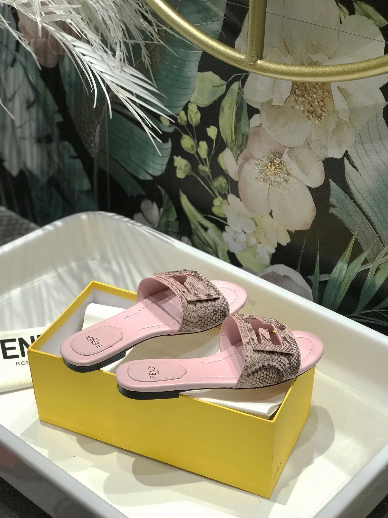 Luxury Shoes - FED - 062