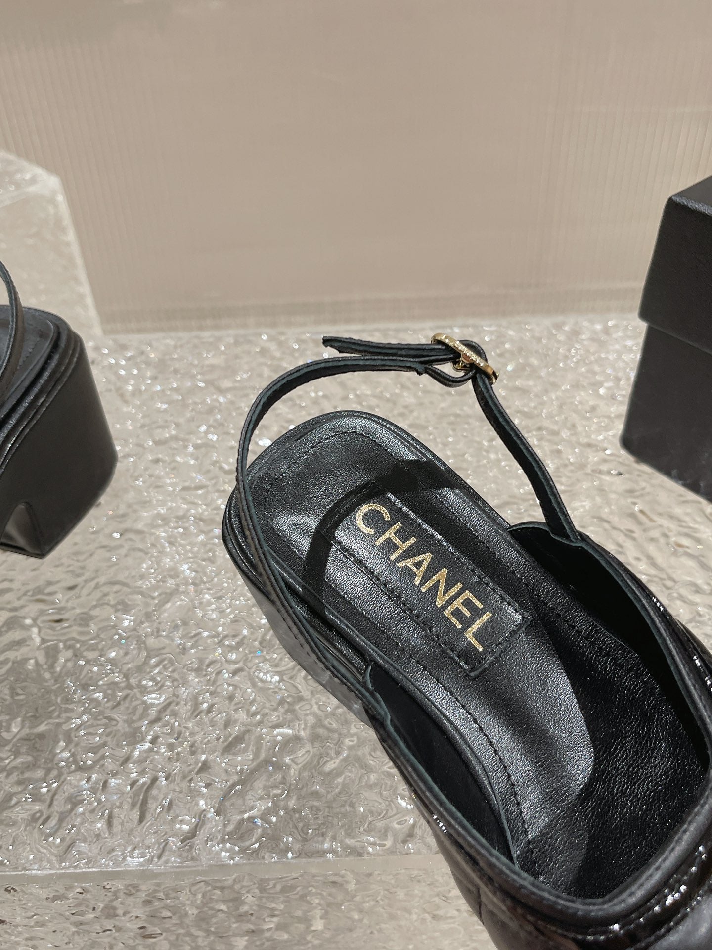 Luxury Shoes Sandals - CHL - 149