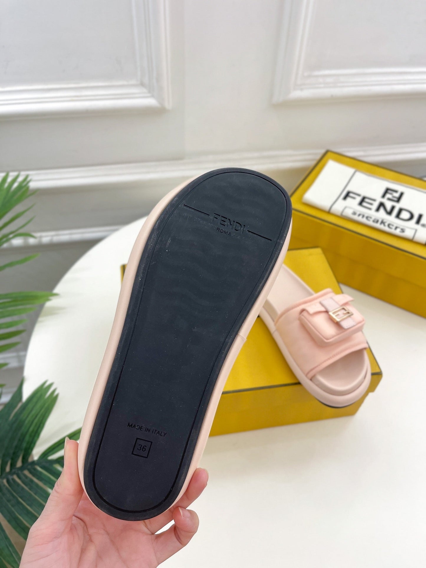 Luxury Shoes - FED - 066