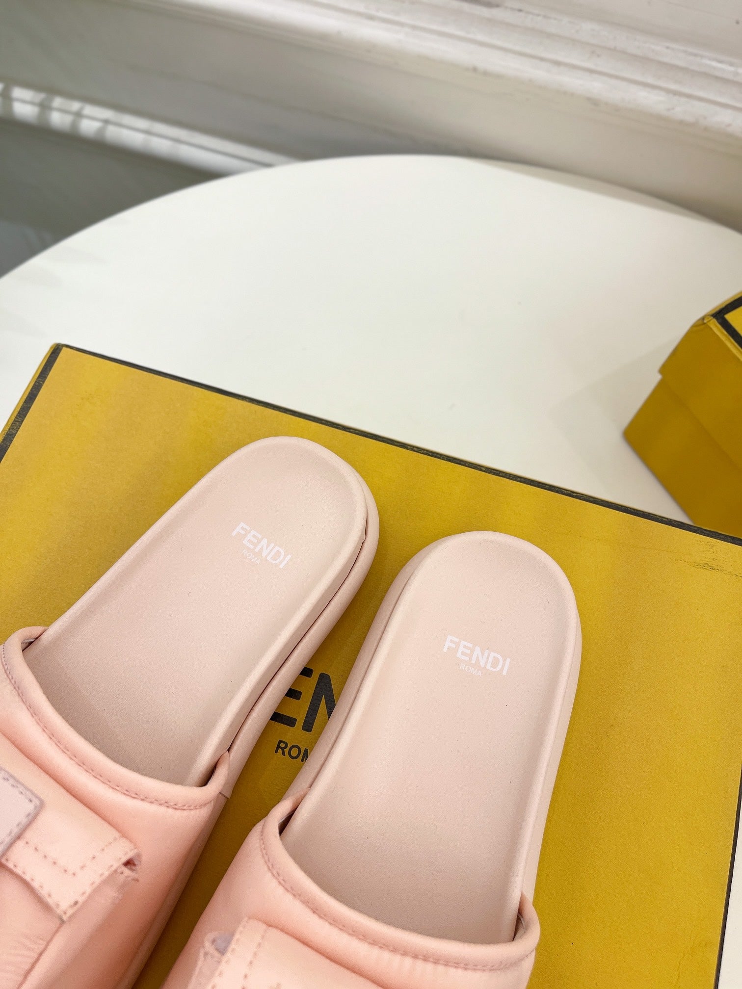 Luxury Shoes - FED - 066