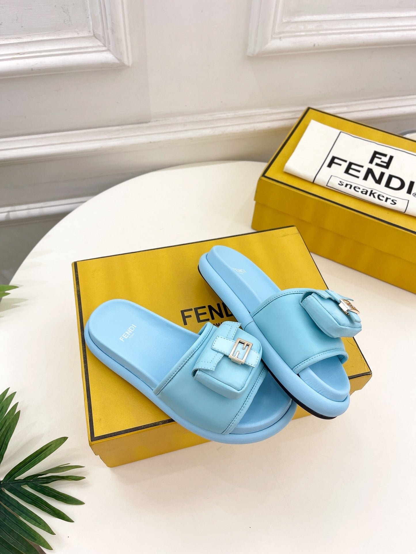 Luxury Shoes - FED - 069