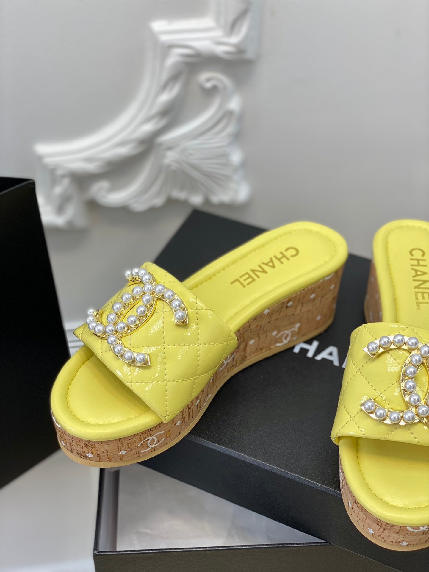 Luxury Shoes Sandals - CHL - 126