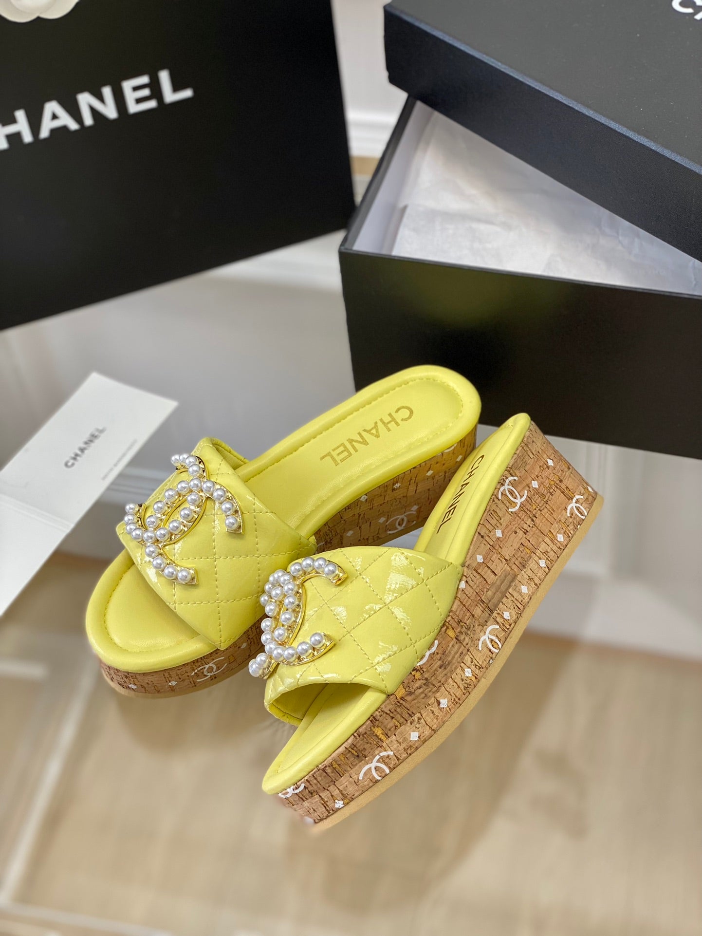 Luxury Shoes Sandals - CHL - 126