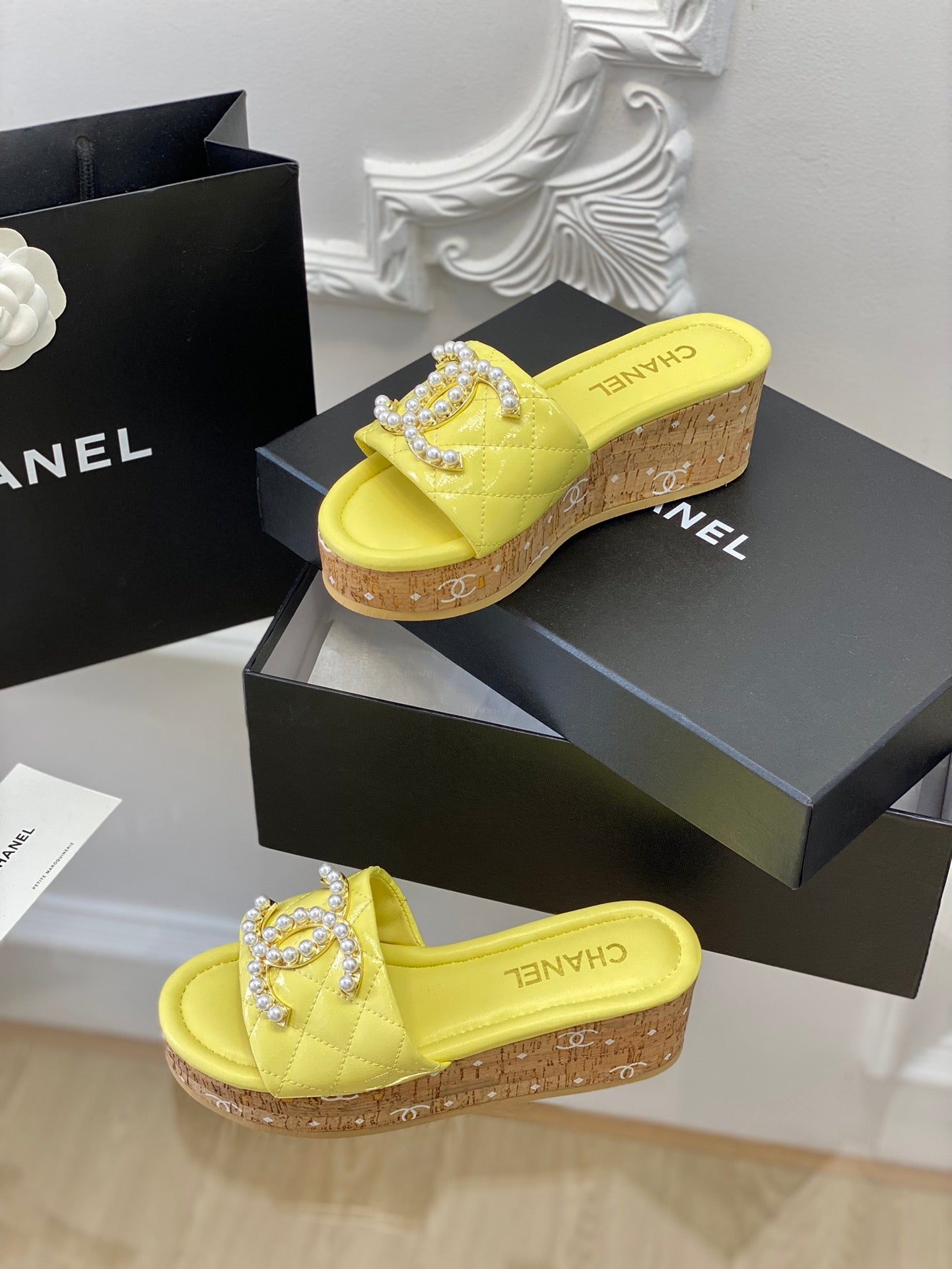 Luxury Shoes Sandals - CHL - 126