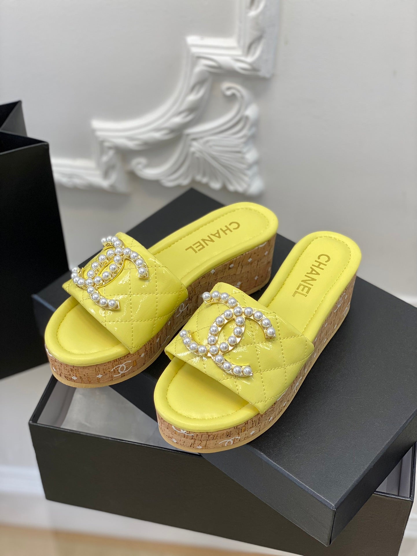 Luxury Shoes Sandals - CHL - 126