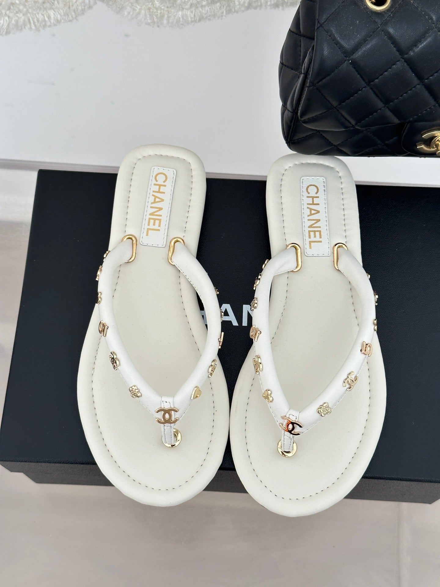 Luxury Shoes Sandals - CHL - 121