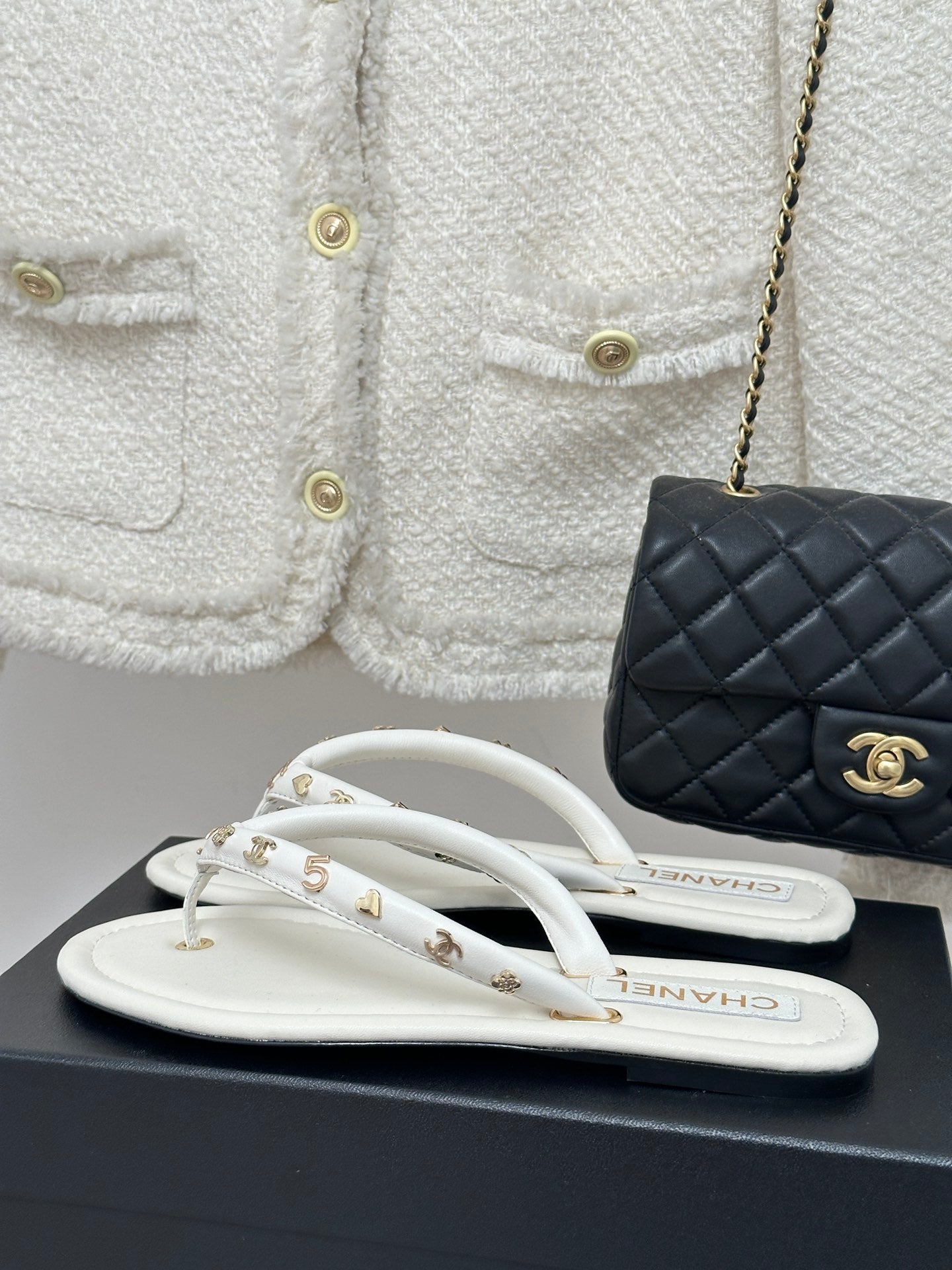 Luxury Shoes Sandals - CHL - 121