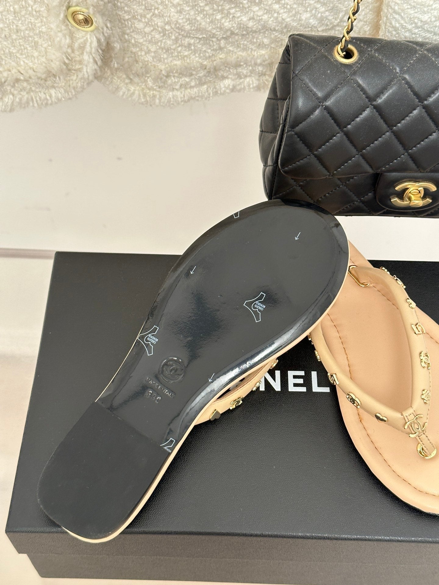 Luxury Shoes Sandals - CHL - 122