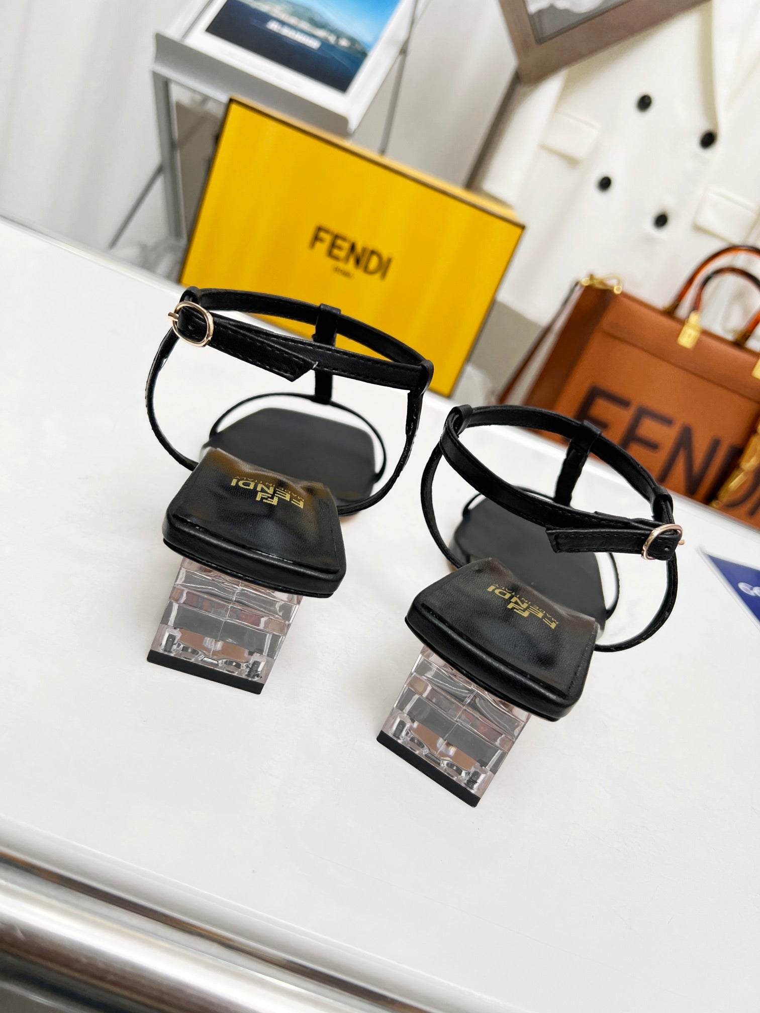 Luxury Shoes - FED - 052