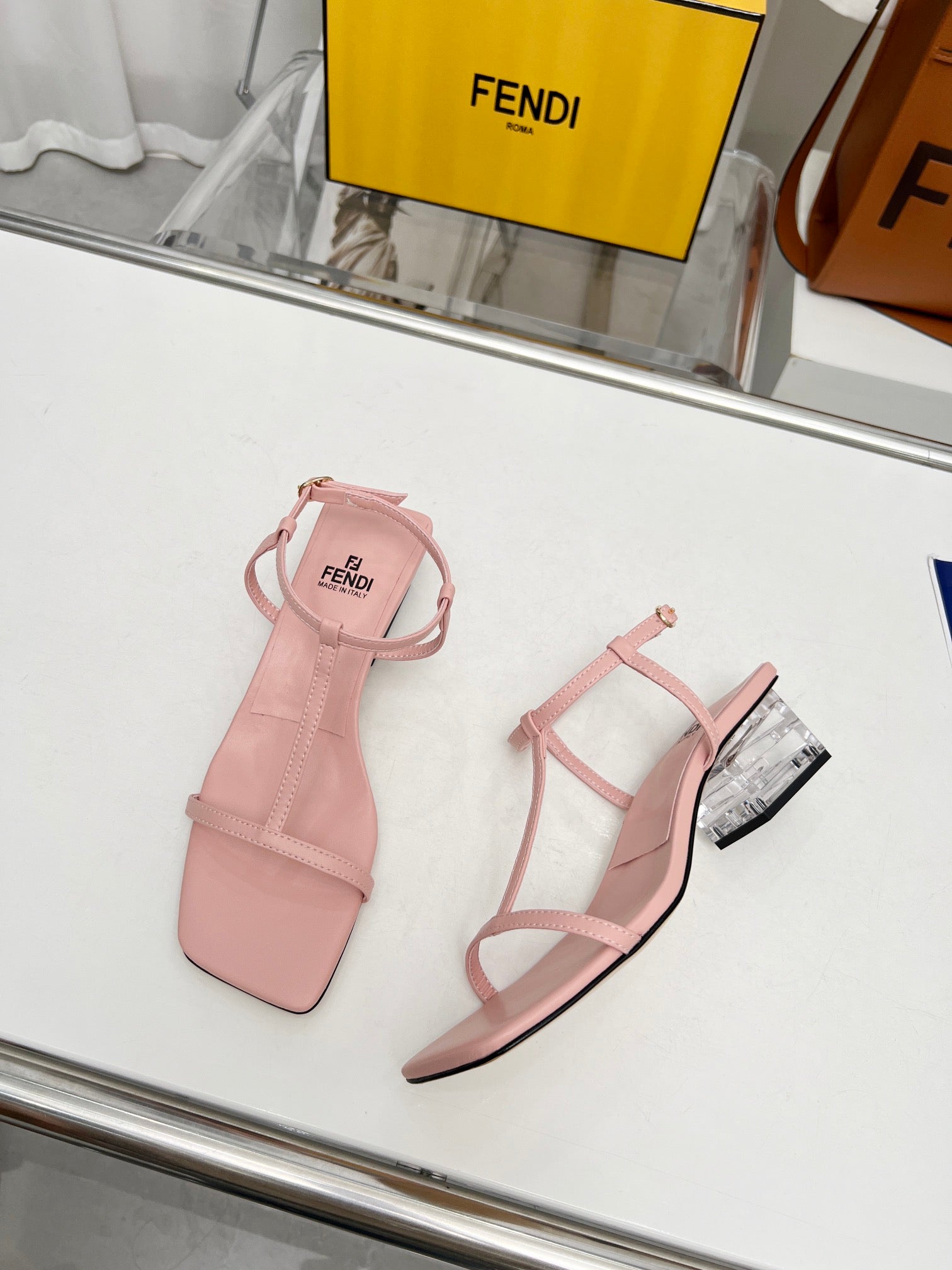 Luxury Shoes - FED - 055