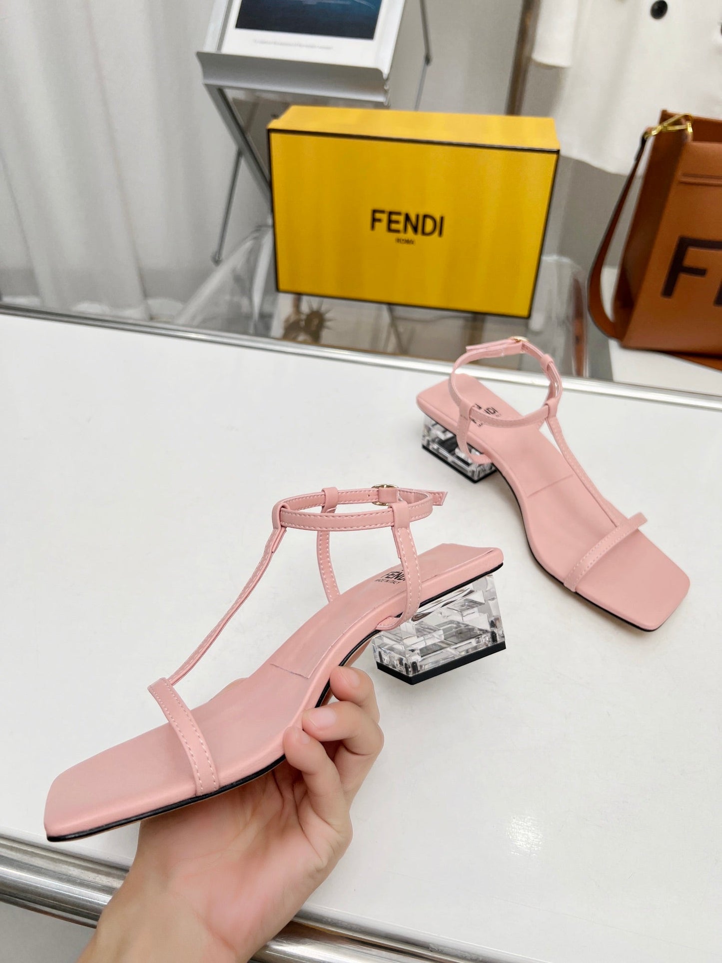 Luxury Shoes - FED - 055