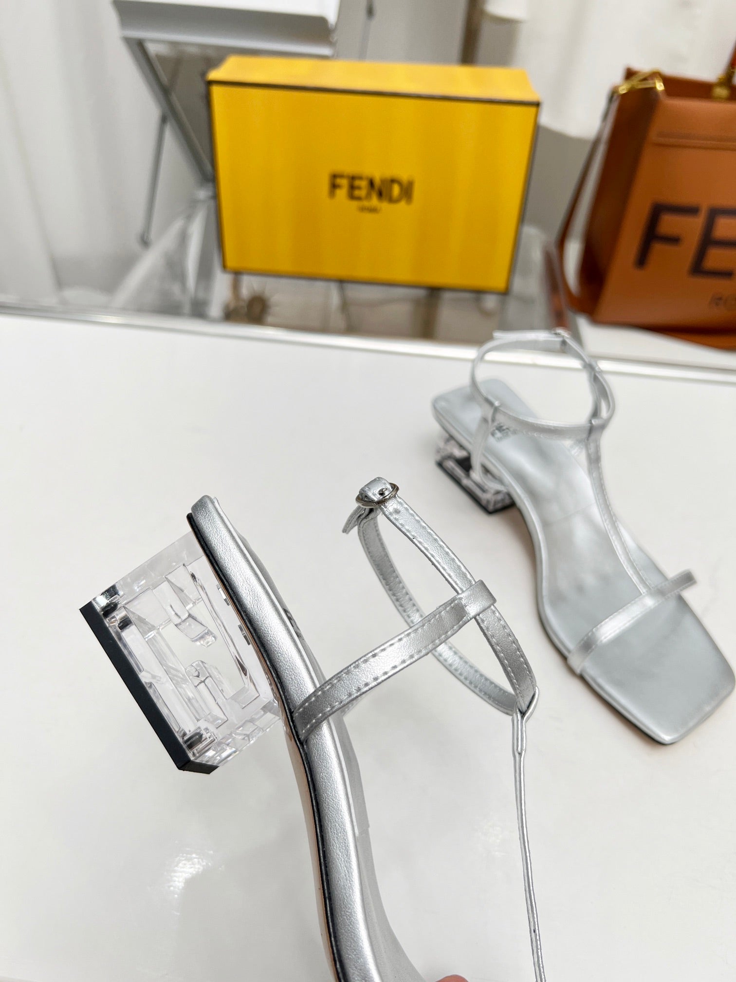 Luxury Shoes - FED - 054