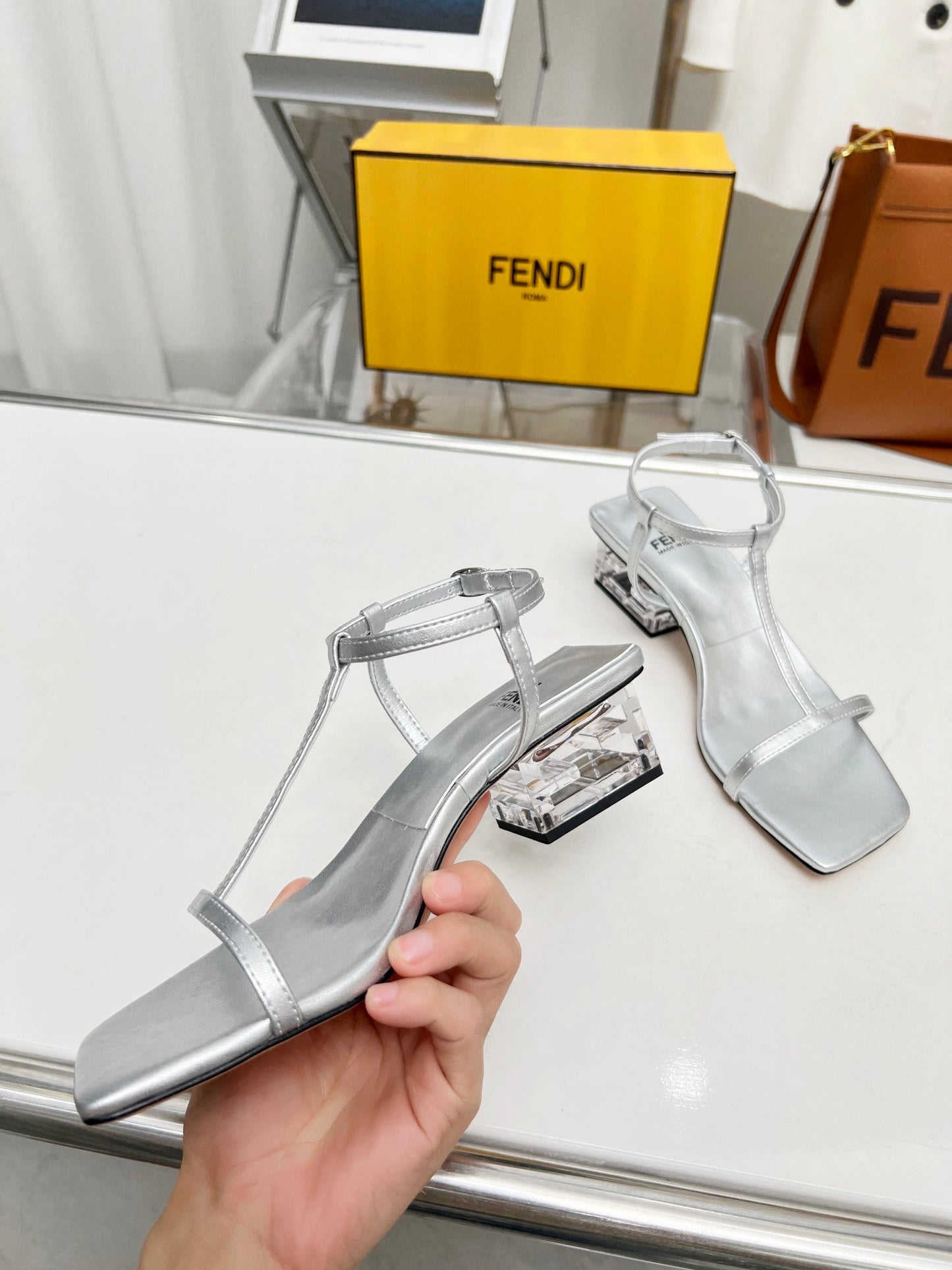 Luxury Shoes - FED - 054