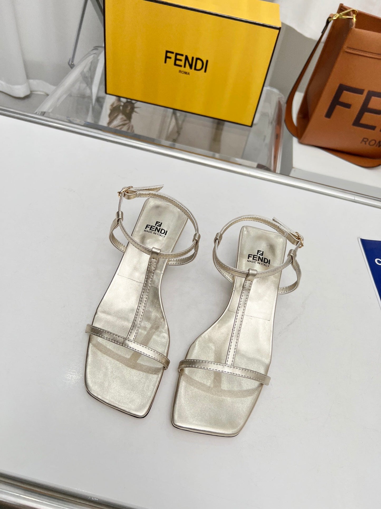 Luxury Shoes - FED - 053