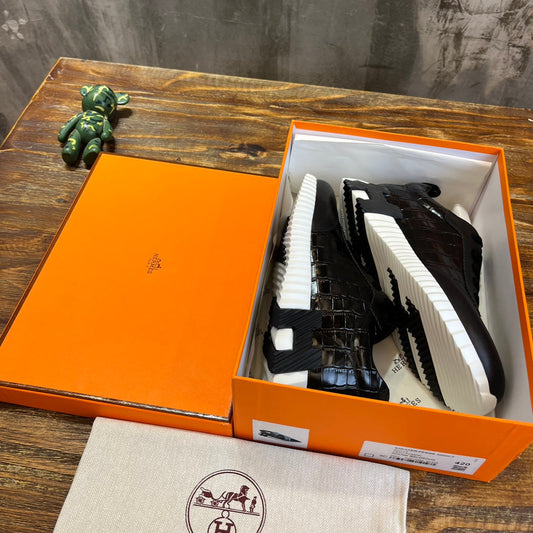 Luxury Shoes - HMS - 042