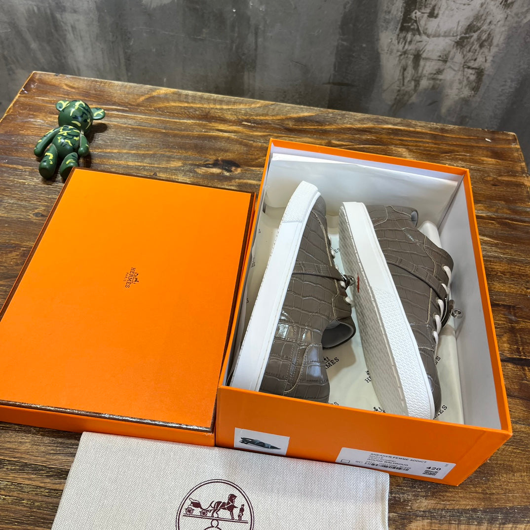 Luxury Shoes - HMS - 031