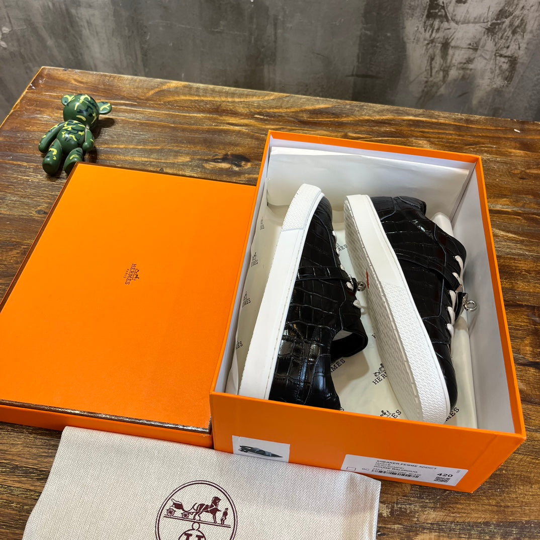 Luxury Shoes - HMS - 035