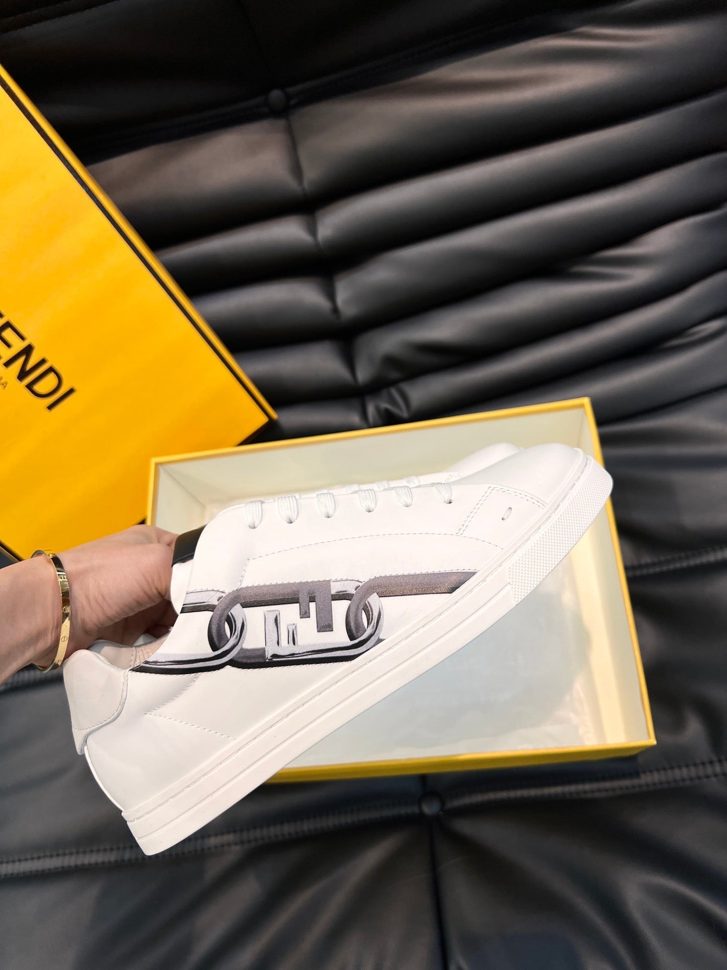 Luxury Shoes - FED - 048