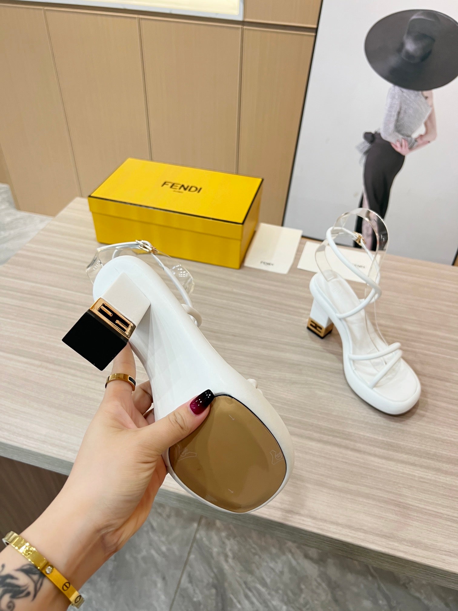 Luxury Shoes - FED - 030