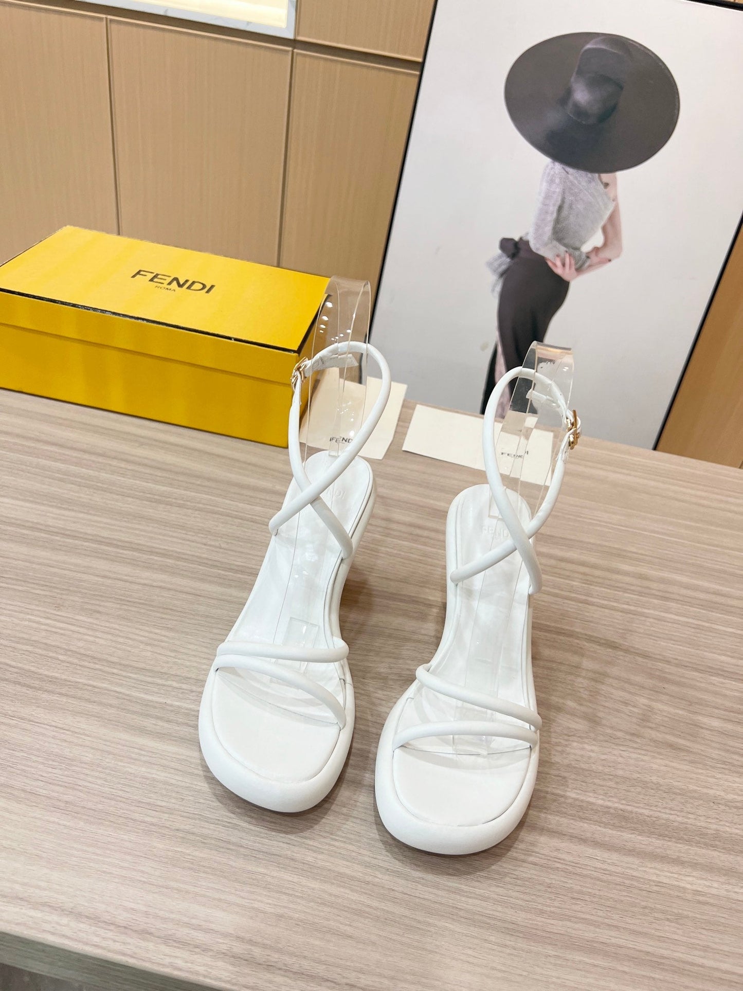 Luxury Shoes - FED - 030