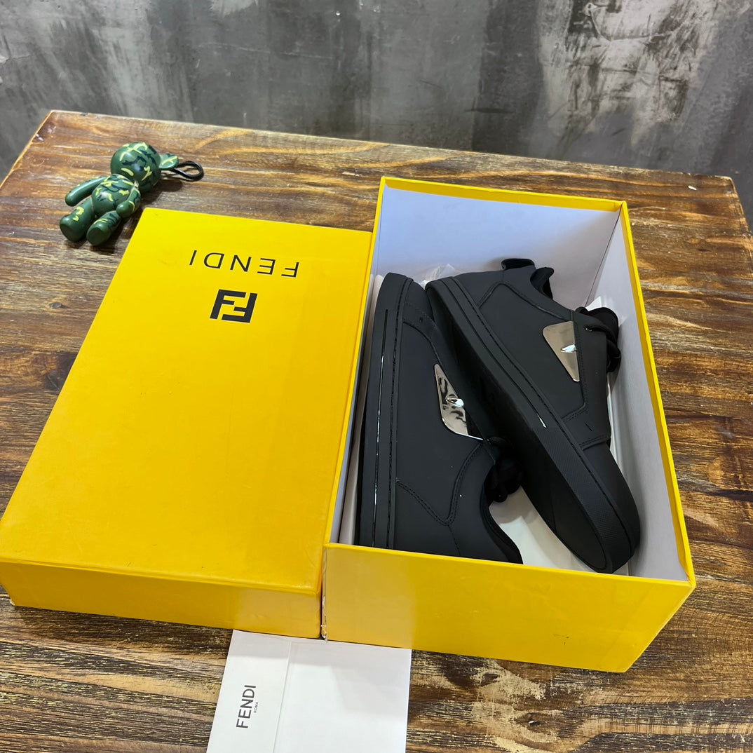 Luxury Shoes - FED - 006