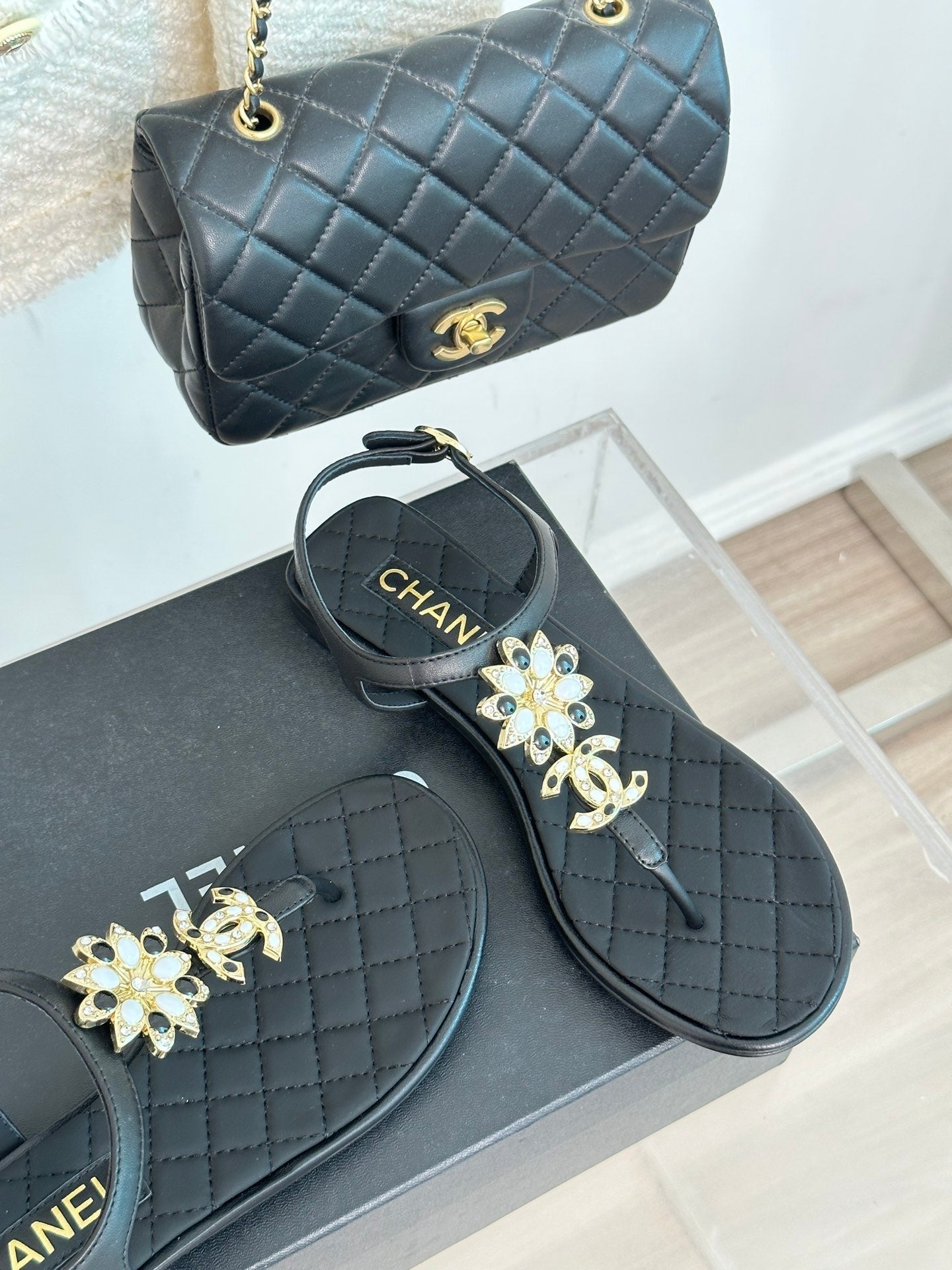 Luxury Shoes Sandals - CHL - 024
