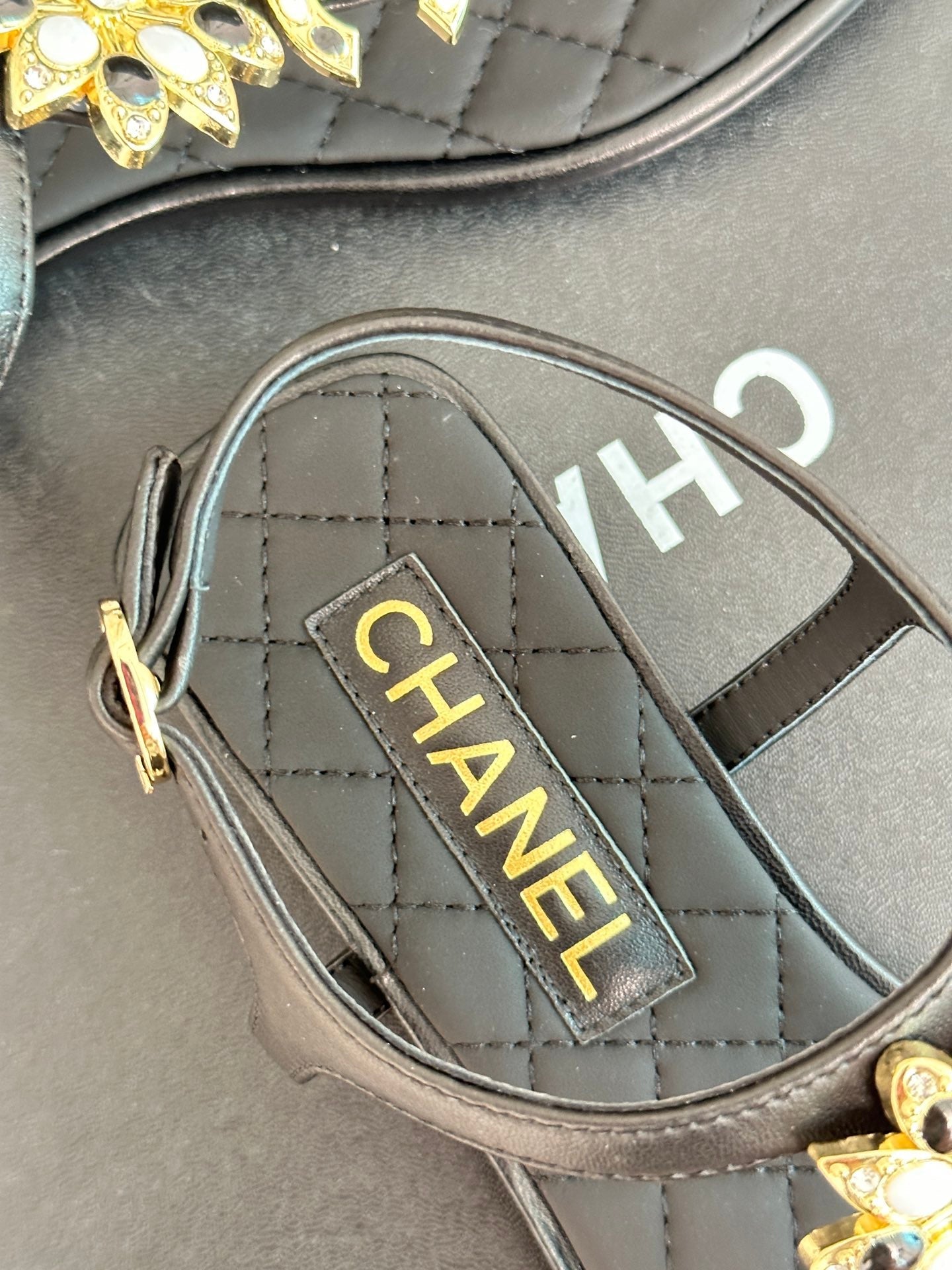 Luxury Shoes Sandals - CHL - 024