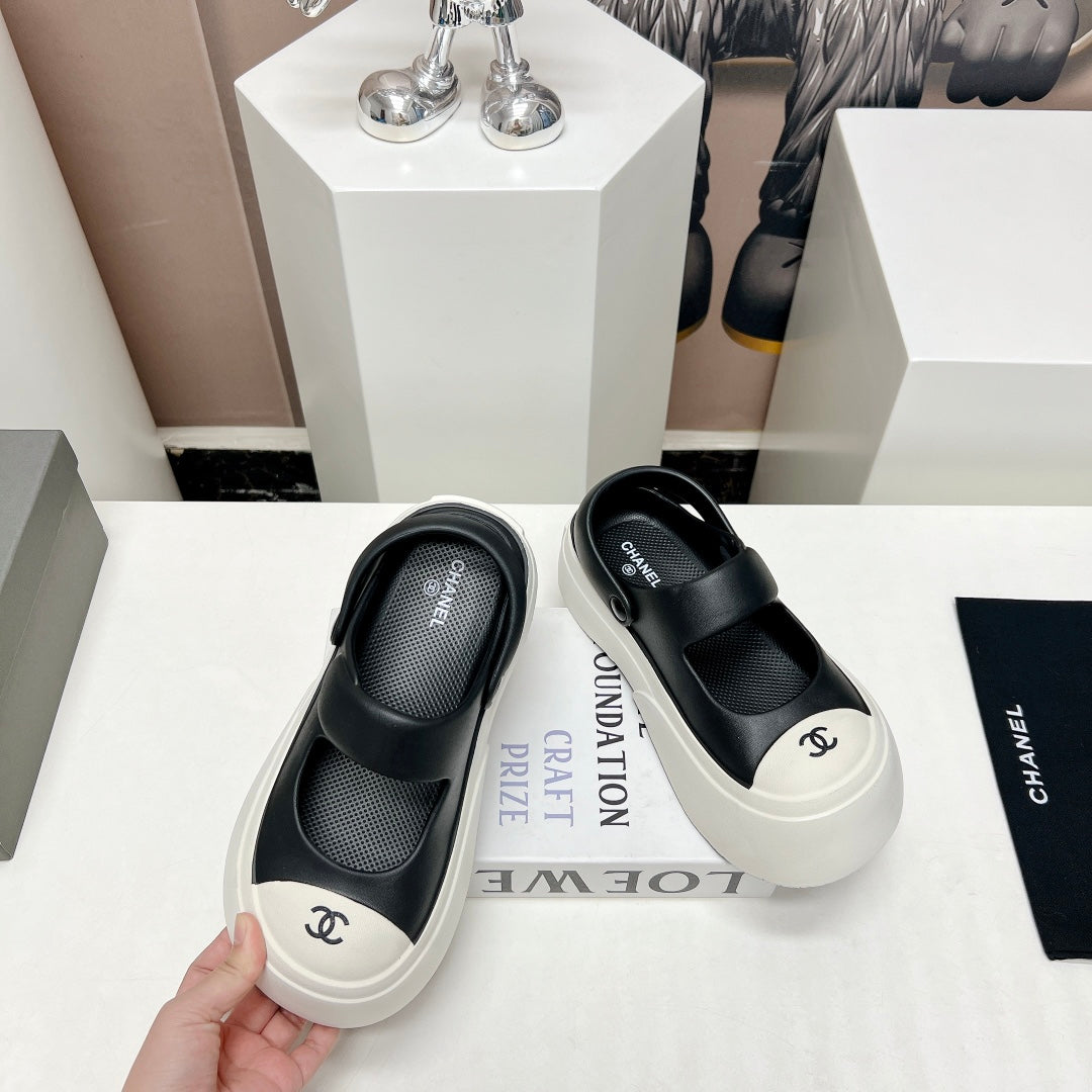 Luxury Shoes Sandals - CHL - 011