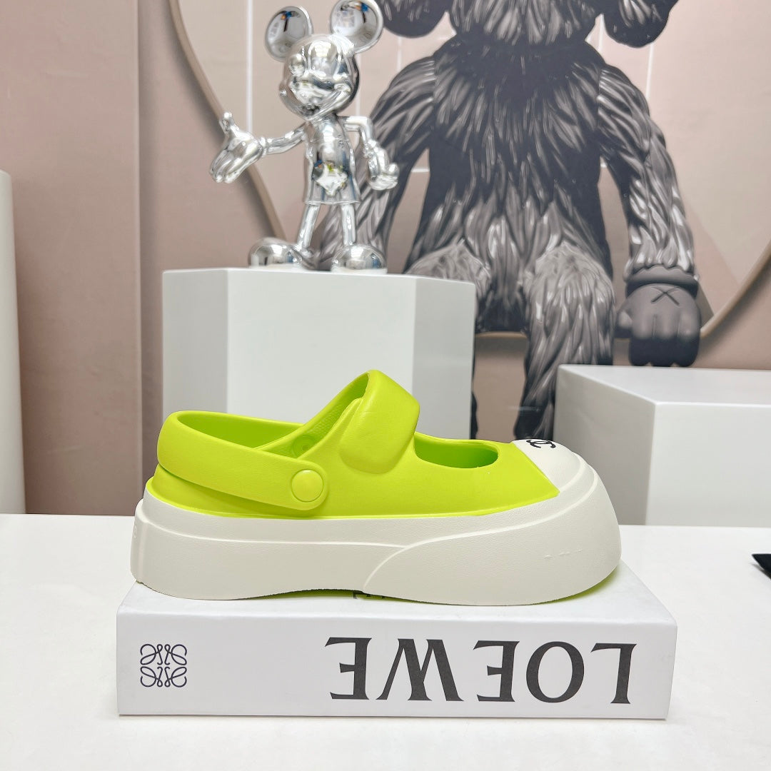 Luxury Shoes Sandals - CHL - 008