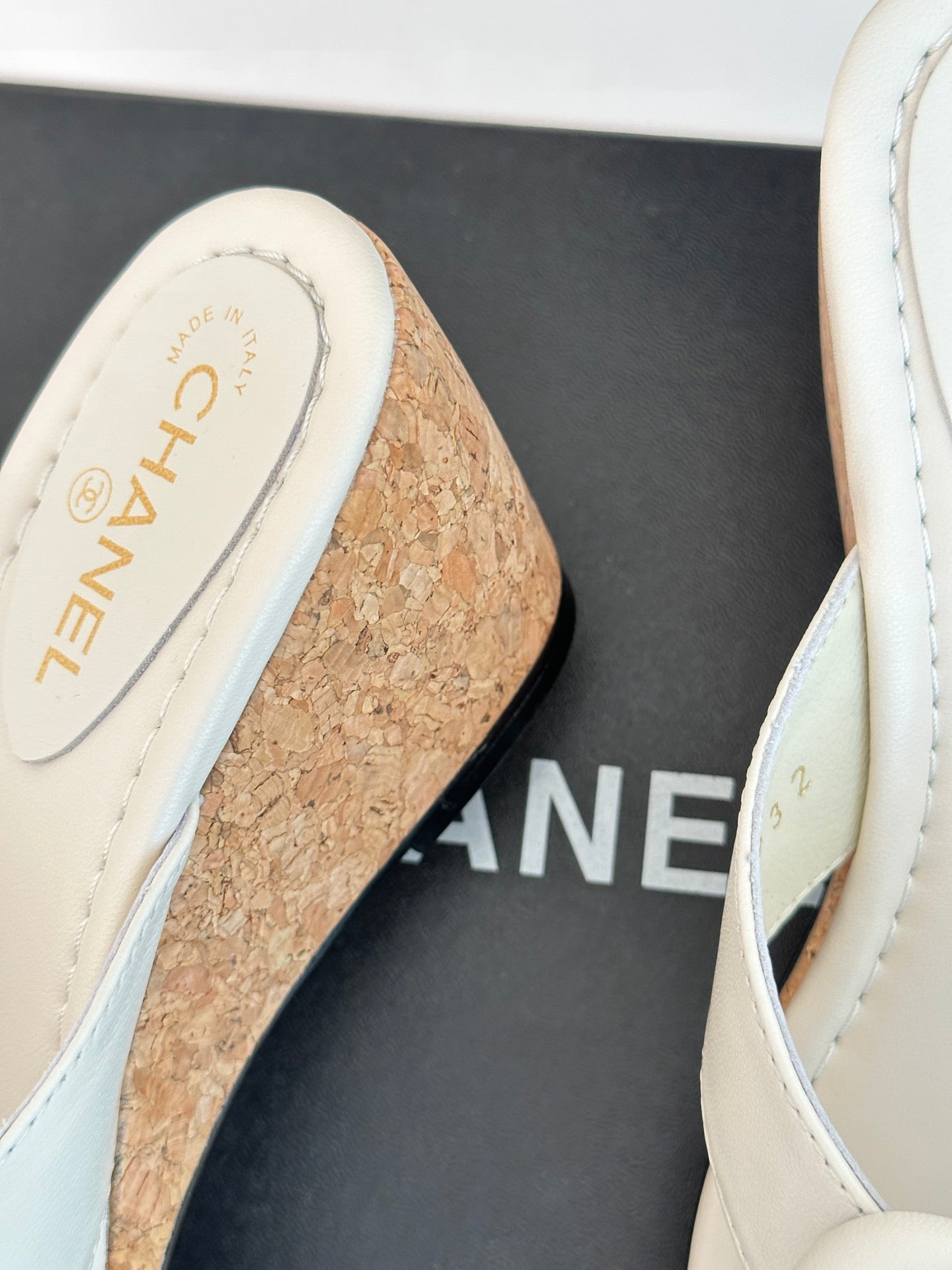 Luxury Shoes Sandals - CHL - 002