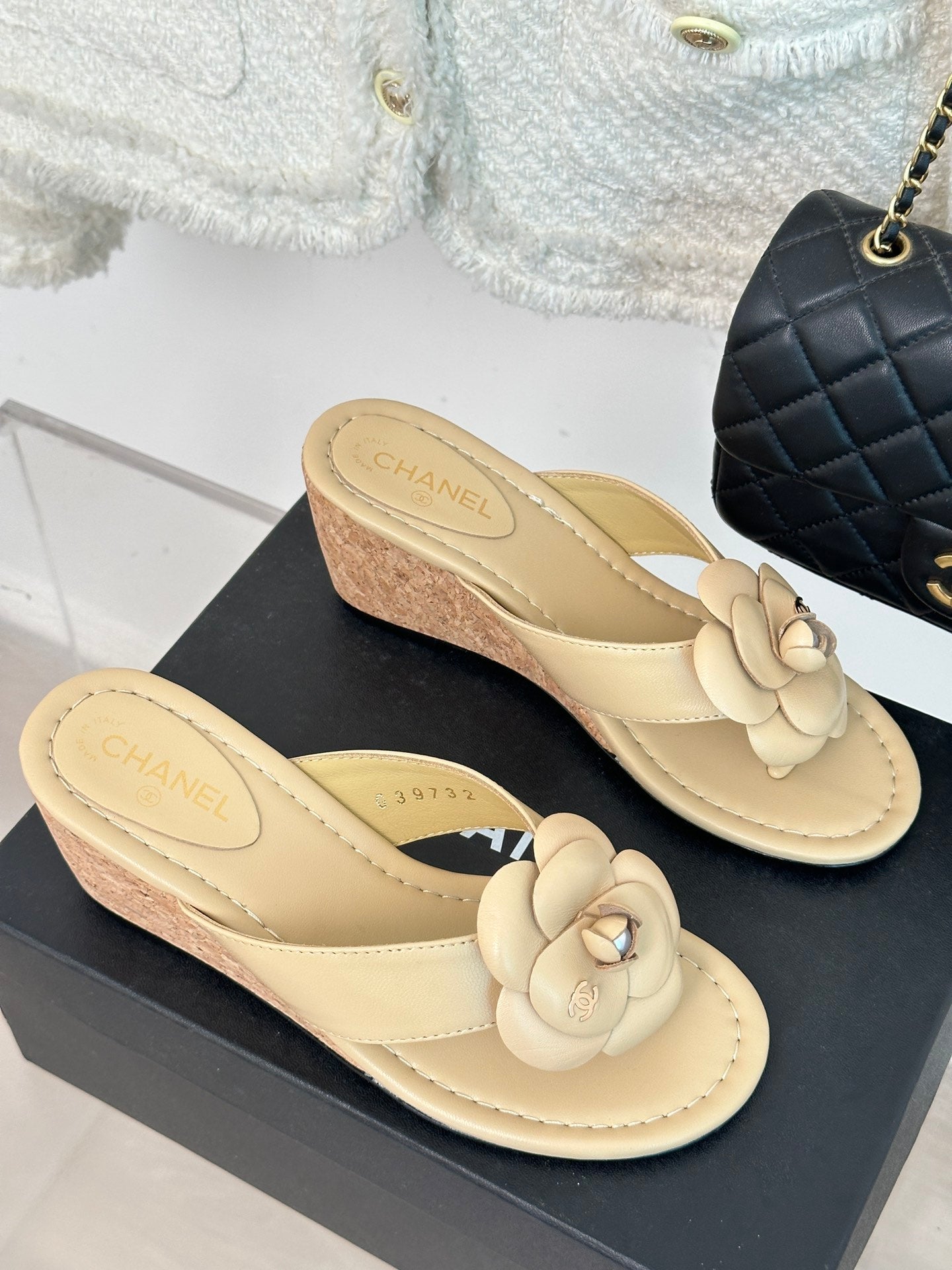 Luxury Shoes Sandals - CHL - 003