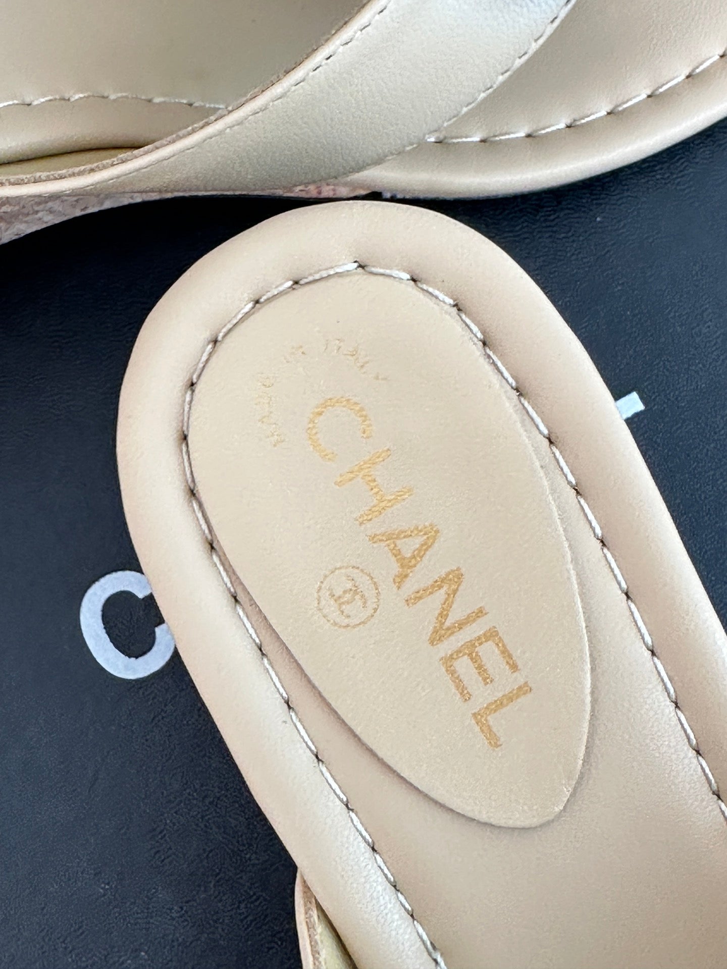 Luxury Shoes Sandals - CHL - 003